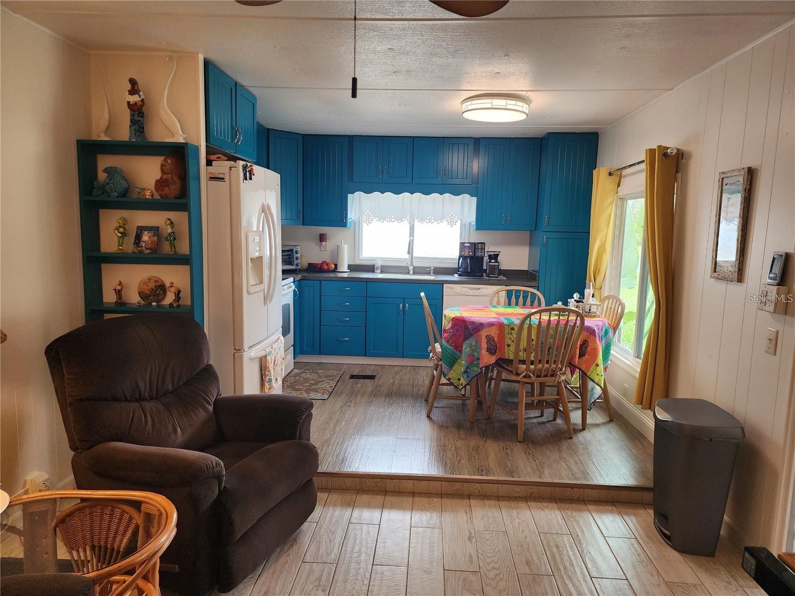 Image 7 of 23 For 1800 Englewood Road 159