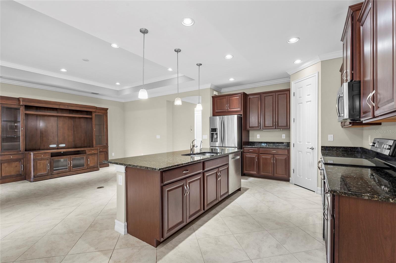 Image 24 of 85 For 7686 Raptor Court