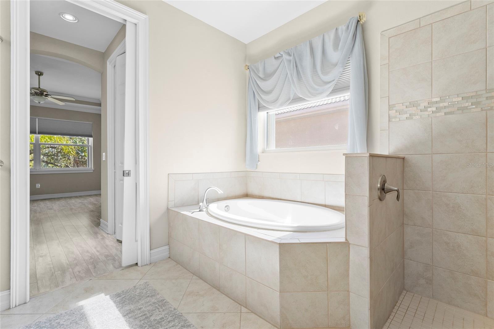 Image 36 of 85 For 7686 Raptor Court