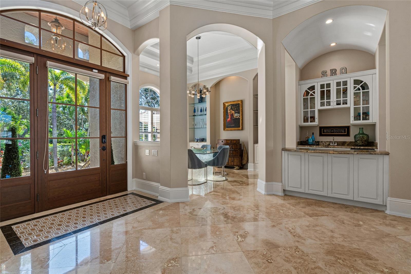 Image 14 of 78 For 611 Tremont Street