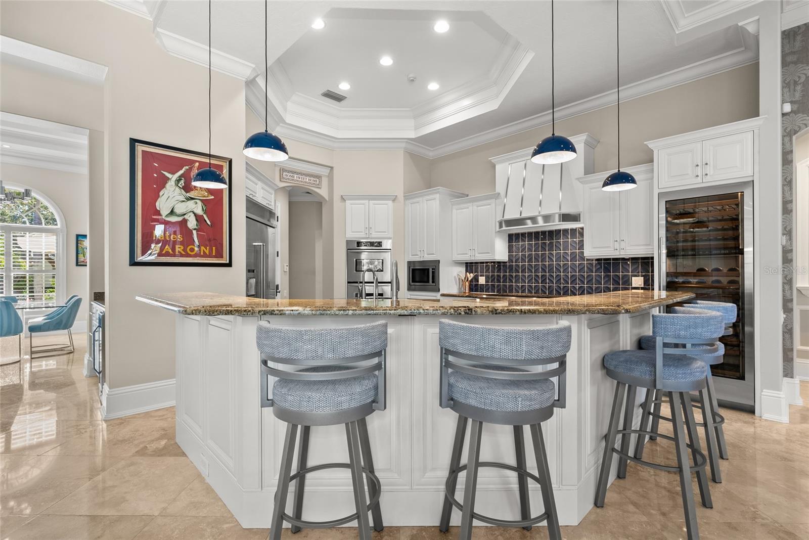 Image 20 of 78 For 611 Tremont Street