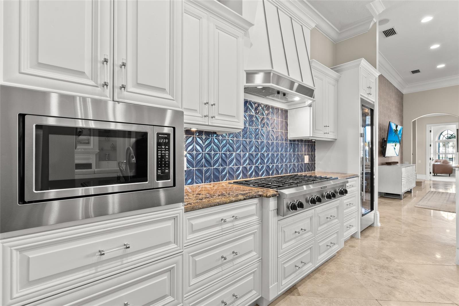 Image 25 of 78 For 611 Tremont Street