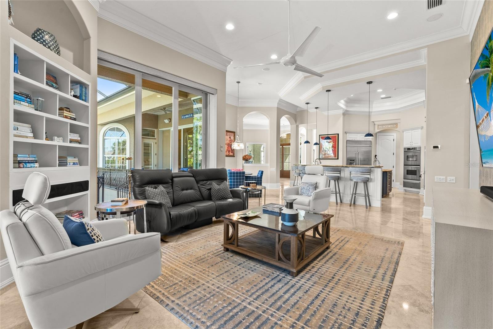 Image 28 of 78 For 611 Tremont Street