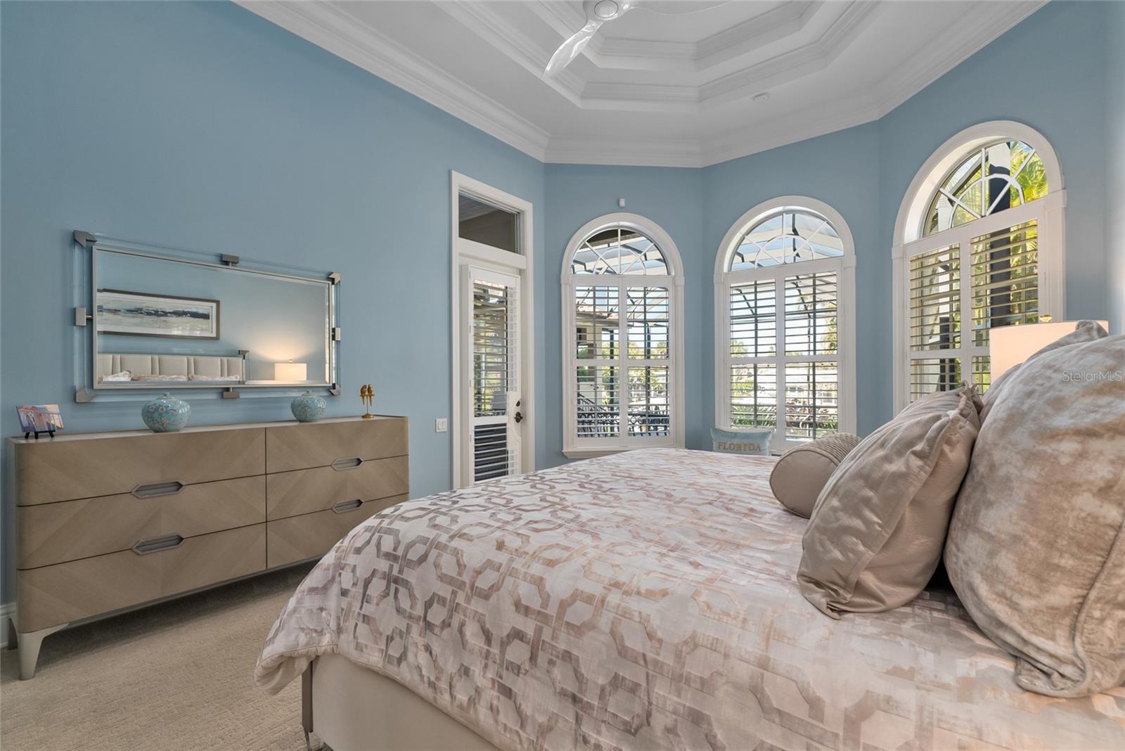 Image 33 of 78 For 611 Tremont Street