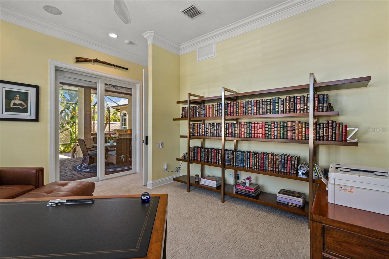 Image 44 of 78 For 611 Tremont Street