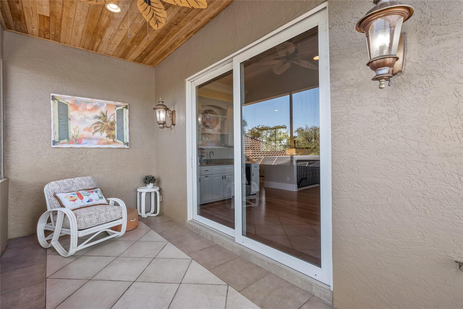 Image 50 of 78 For 611 Tremont Street