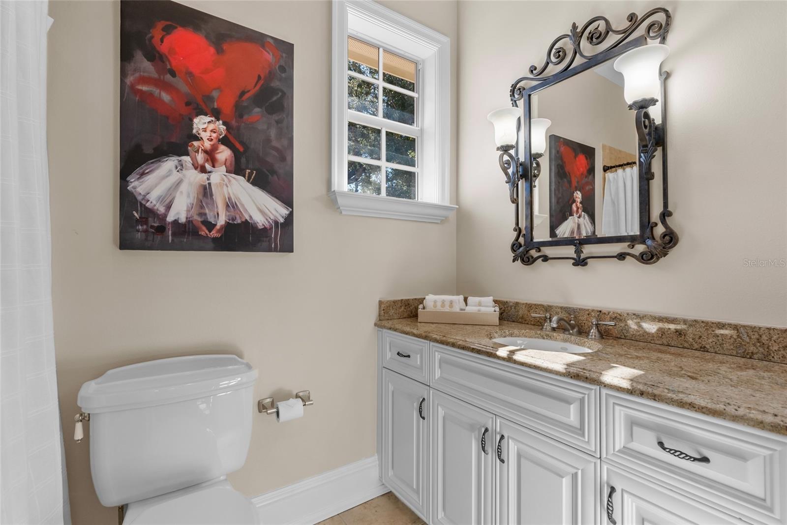 Image 56 of 78 For 611 Tremont Street