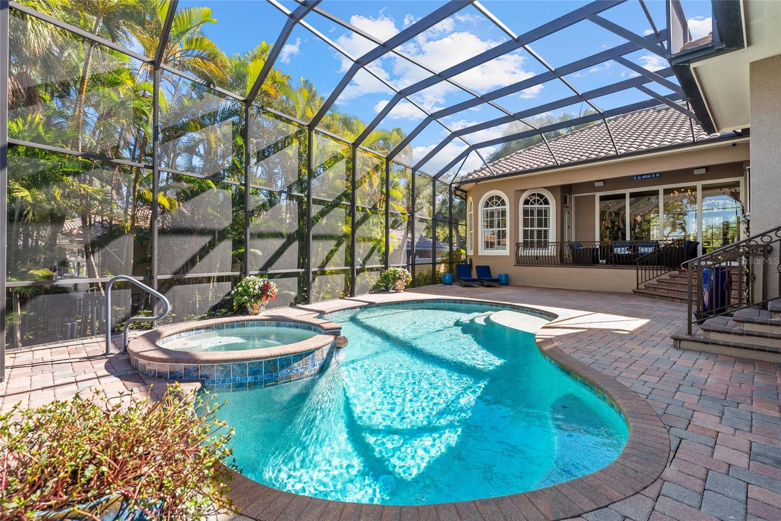 Image 62 of 78 For 611 Tremont Street