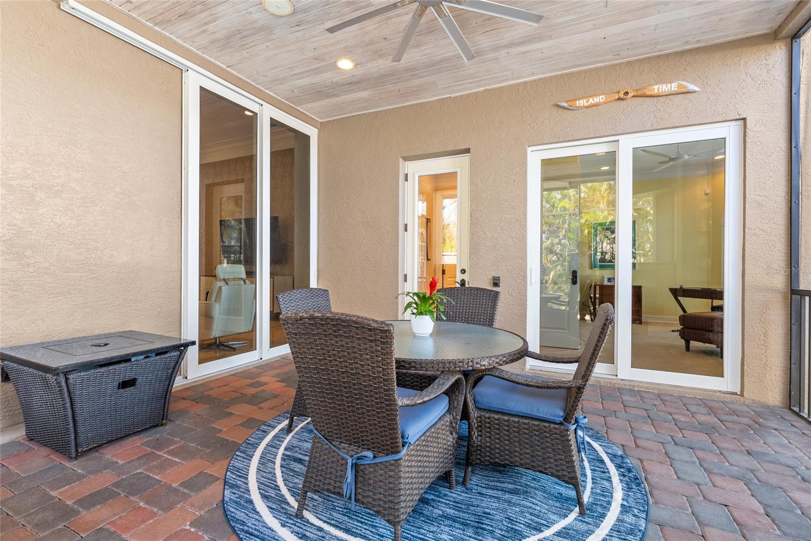 Image 64 of 78 For 611 Tremont Street