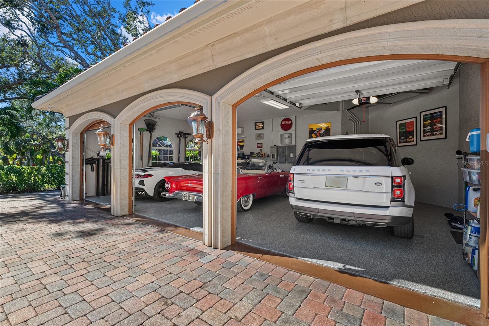 Image 73 of 78 For 611 Tremont Street