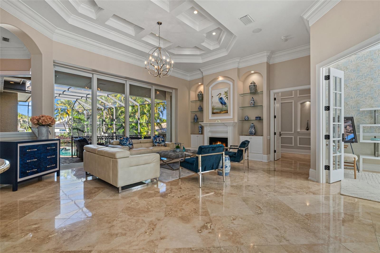 Image 8 of 78 For 611 Tremont Street