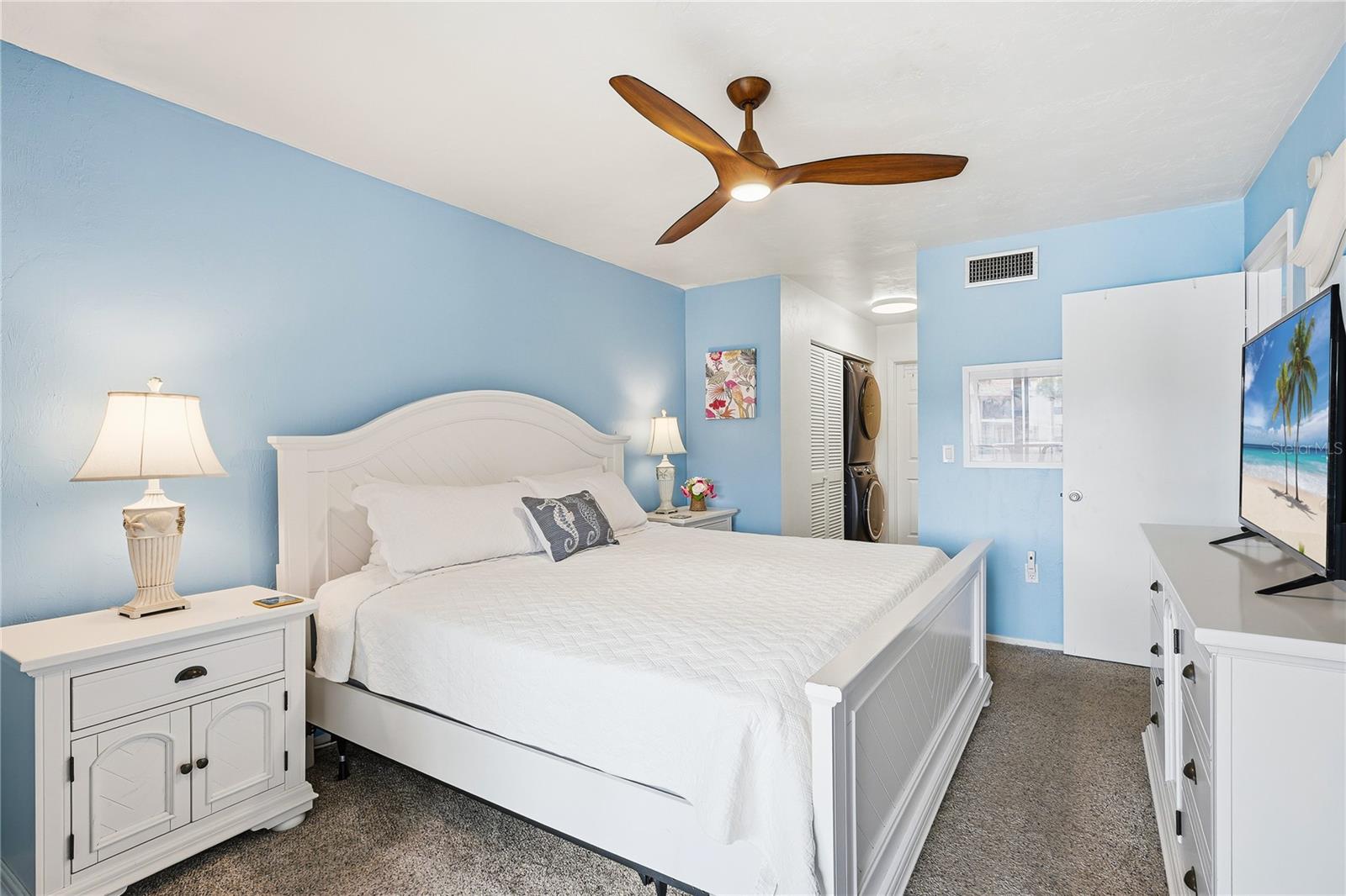 Image 16 of 44 For 1801 Gulf Drive N 215