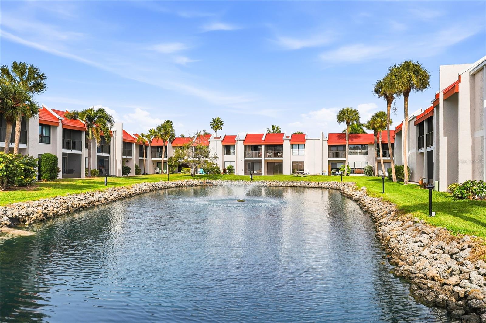 Image 30 of 44 For 1801 Gulf Drive N 215