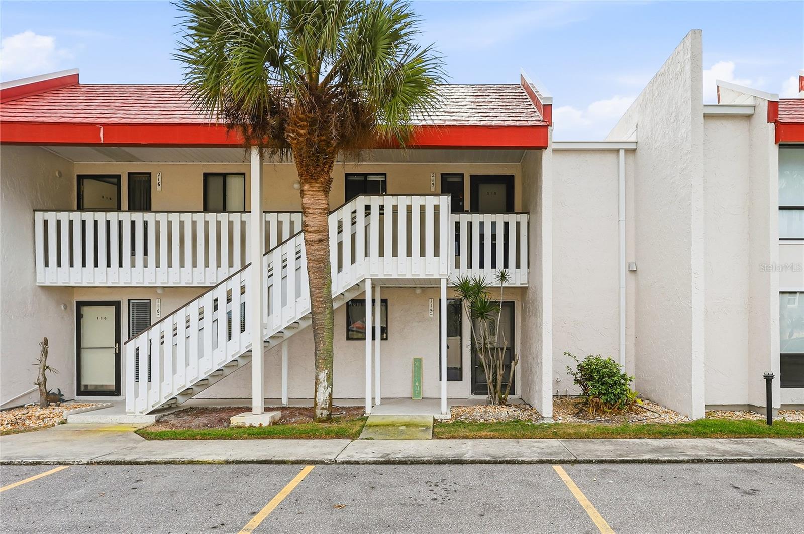 Image 41 of 44 For 1801 Gulf Drive N 215