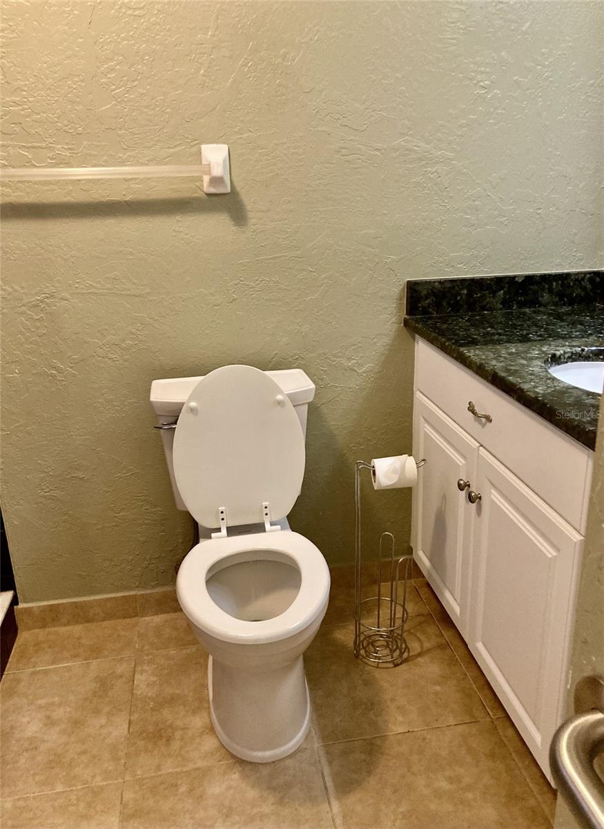 Image 12 of 20 For 304 47th Avenue Drive W 112