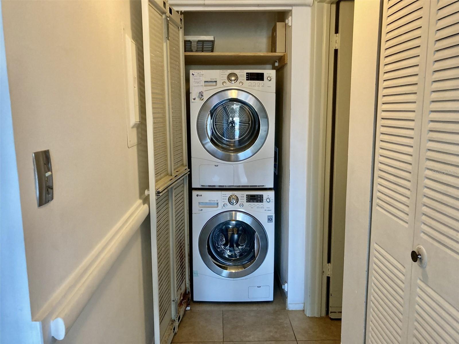 Image 13 of 20 For 304 47th Avenue Drive W 112