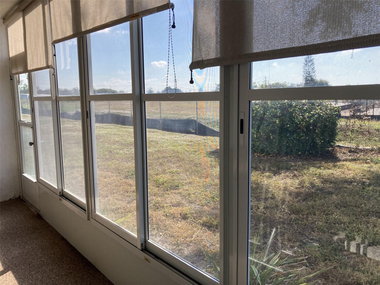 Image 15 of 20 For 304 47th Avenue Drive W 112