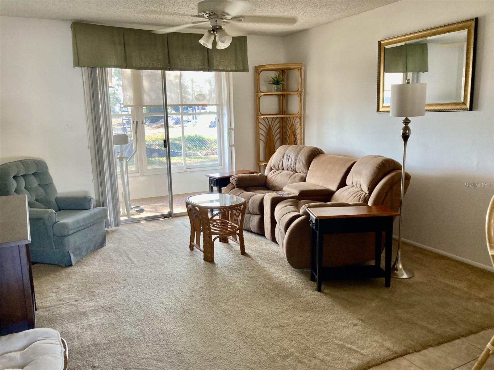 Image 3 of 20 For 304 47th Avenue Drive W 112