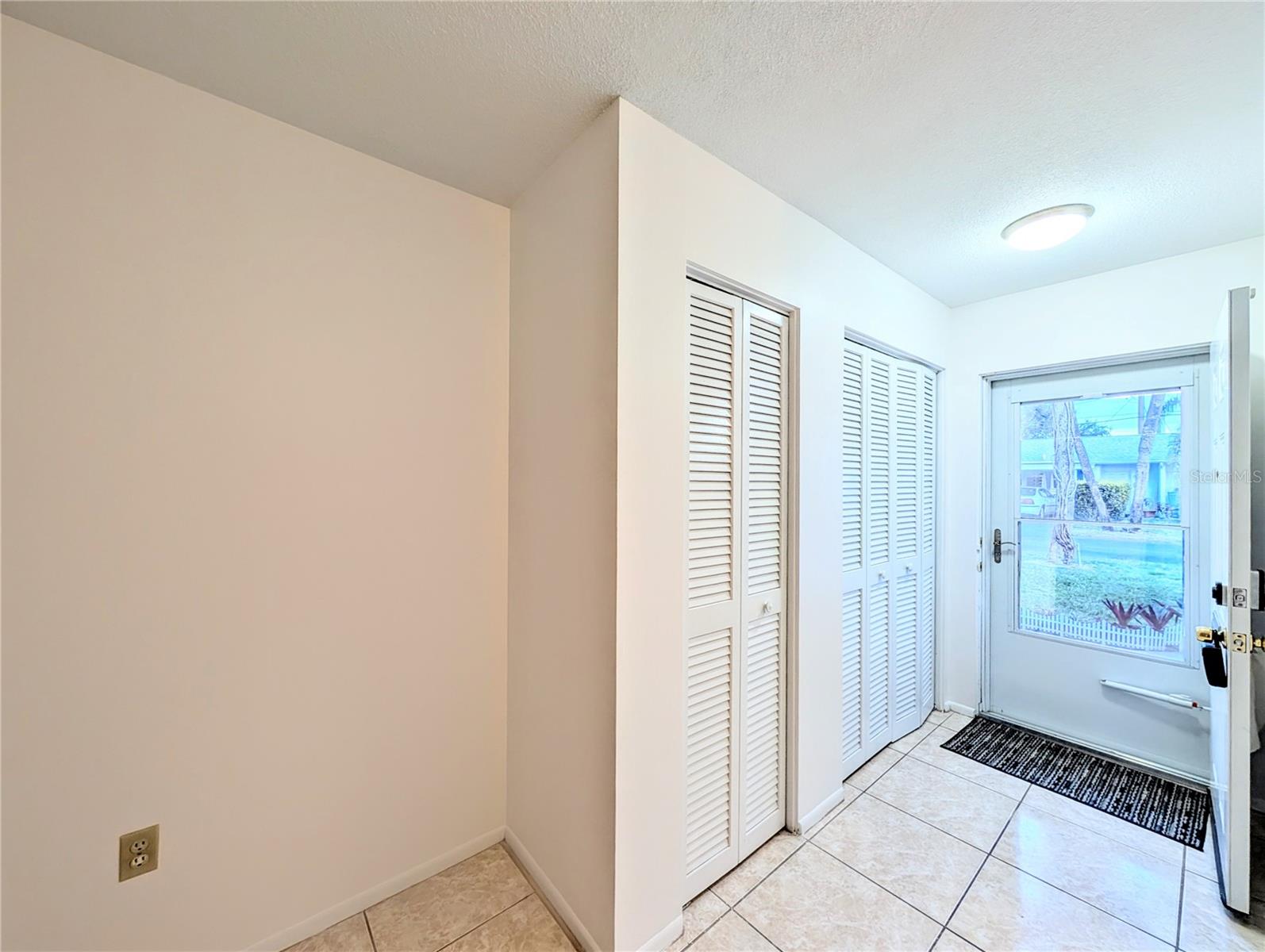 Image 4 of 26 For 6031 Arlene Way