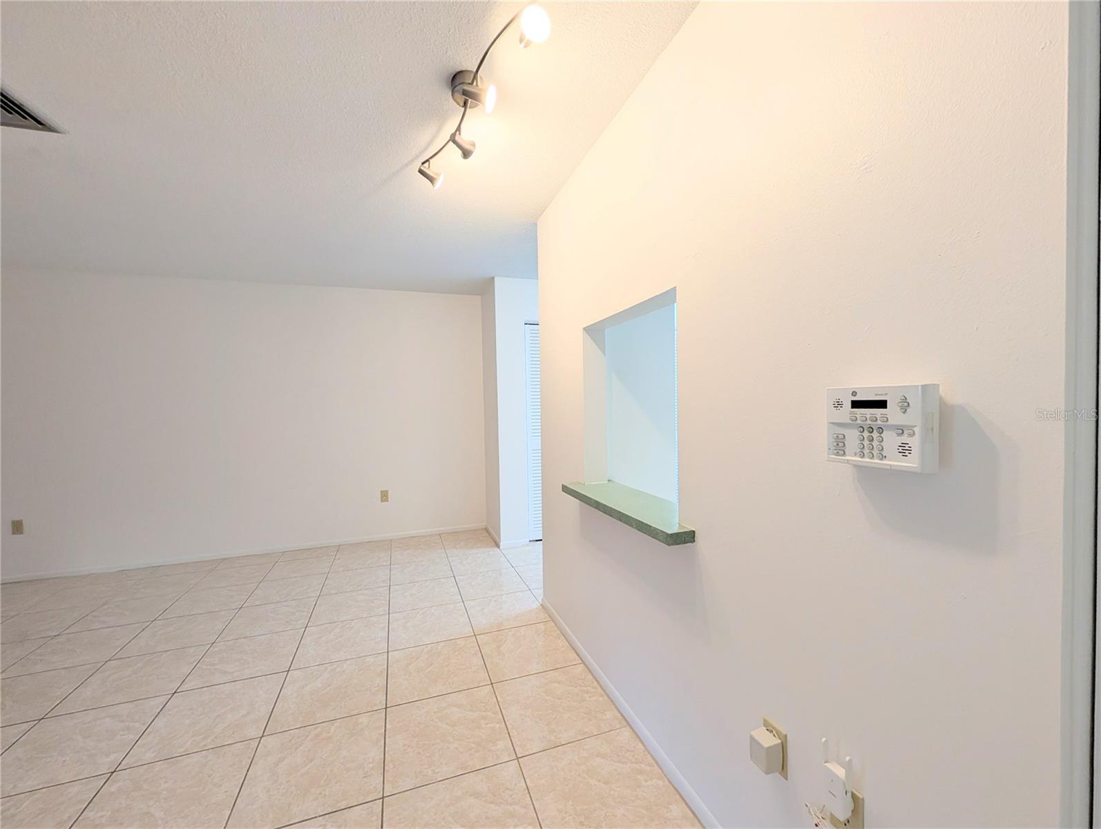 Image 7 of 26 For 6031 Arlene Way