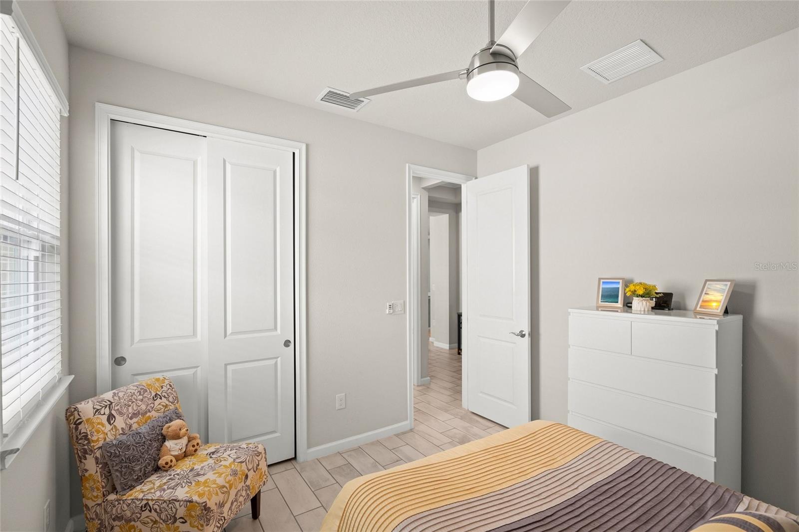 Image 23 of 52 For 8732 Rain Song Road