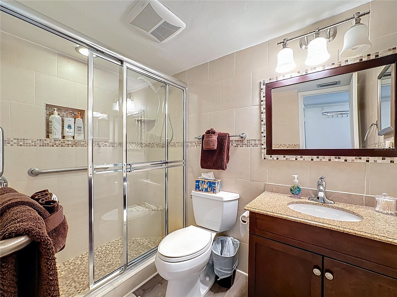 Image 17 of 44 For 6415 Midnight Pass Road 702