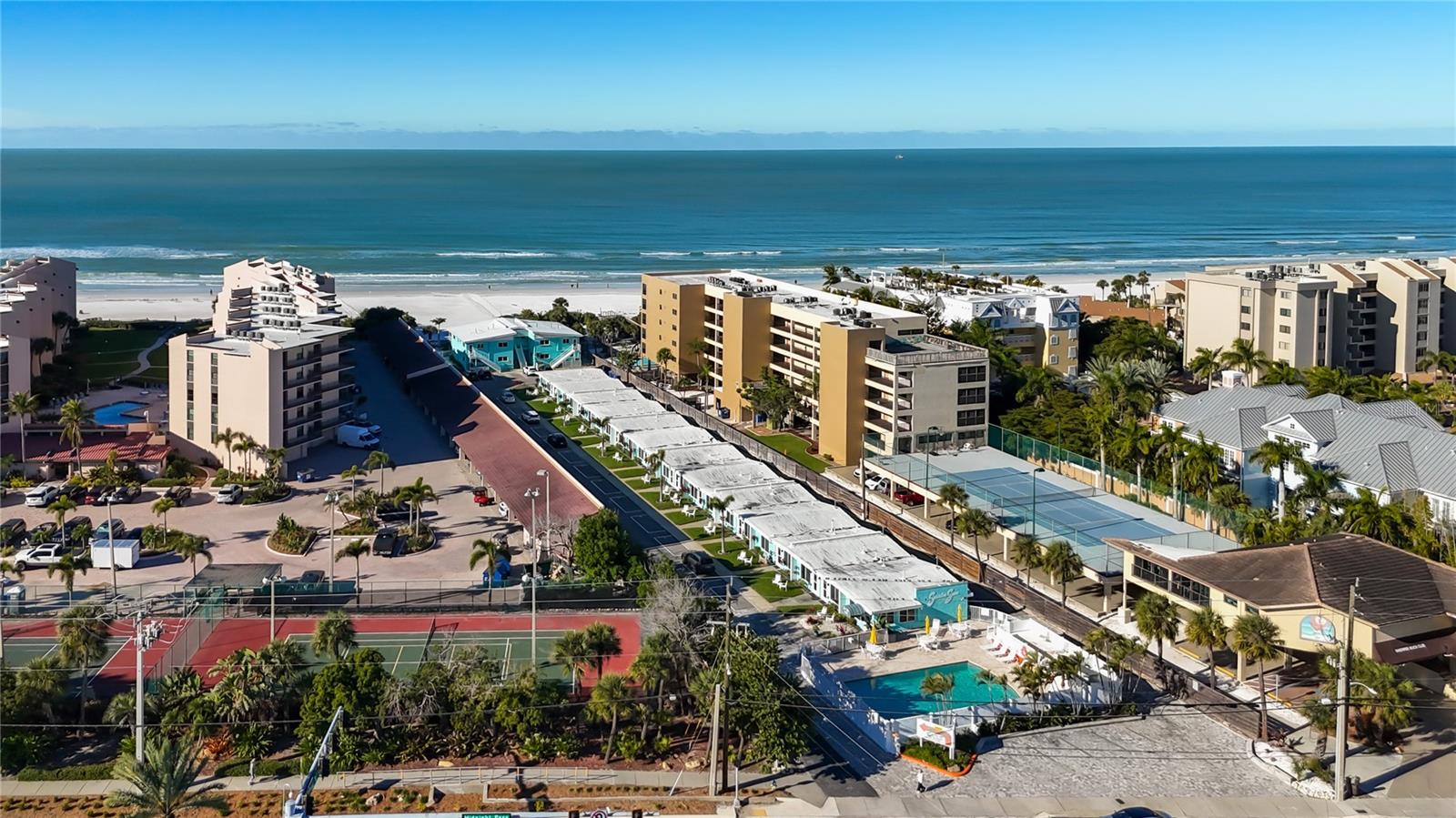 Image 40 of 44 For 6415 Midnight Pass Road 702