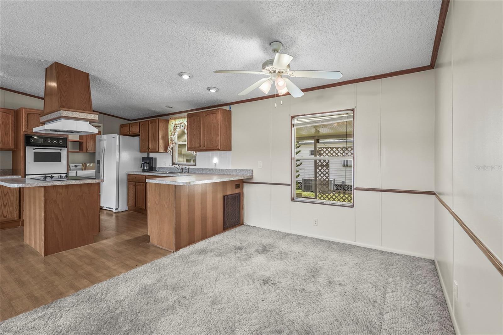 Image 16 of 56 For 420 49th Street E 48