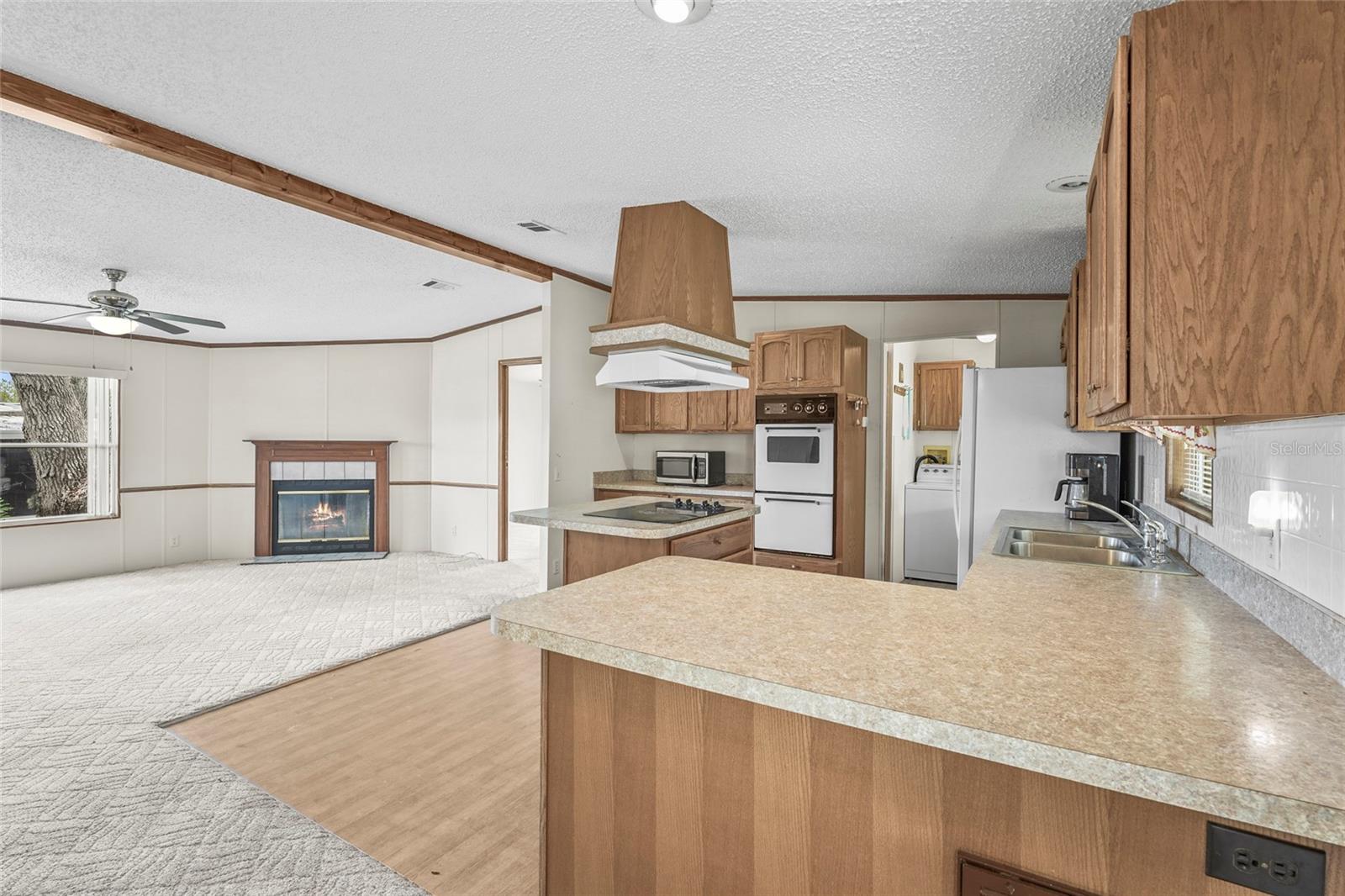 Image 21 of 56 For 420 49th Street E 48