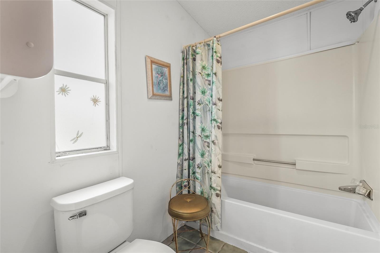 Image 33 of 56 For 420 49th Street E 48