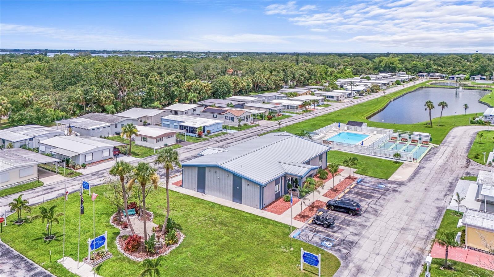 Image 53 of 56 For 420 49th Street E 48