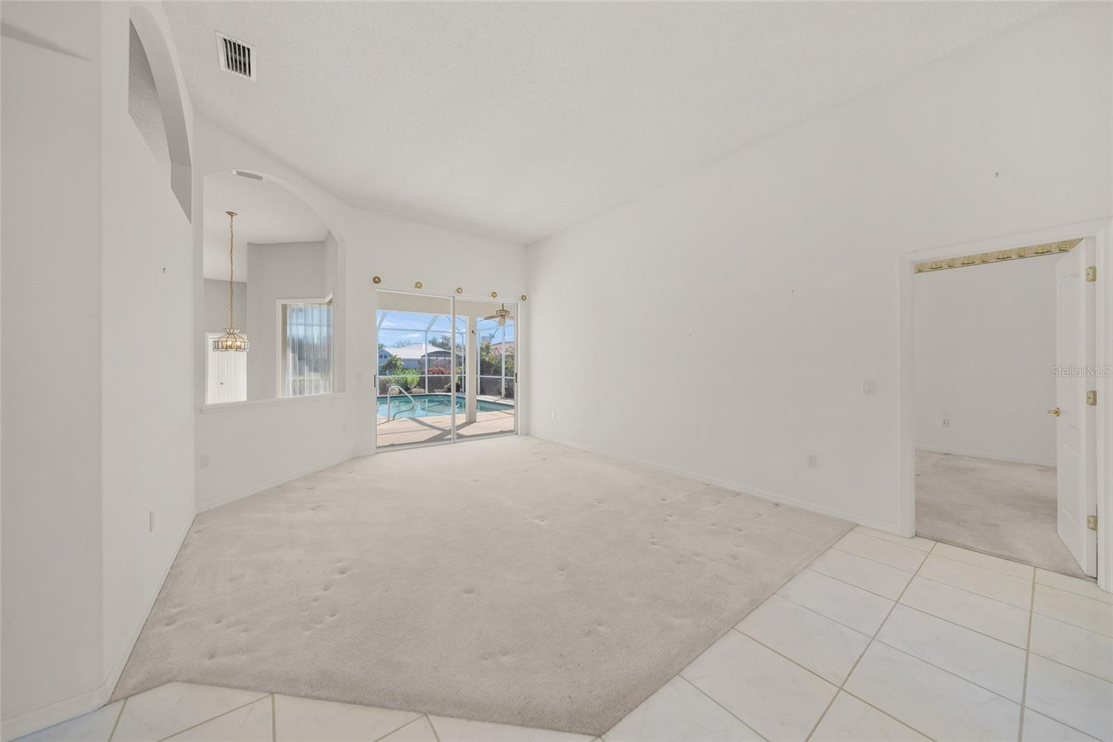 Image 13 of 51 For 9017 Huntington Pointe Drive