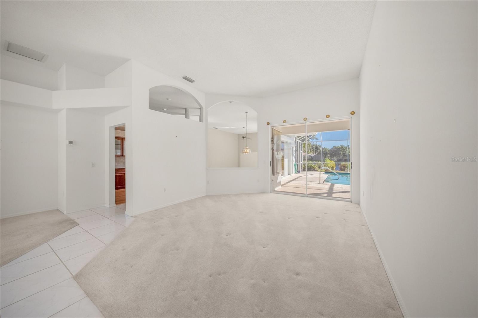 Image 14 of 51 For 9017 Huntington Pointe Drive