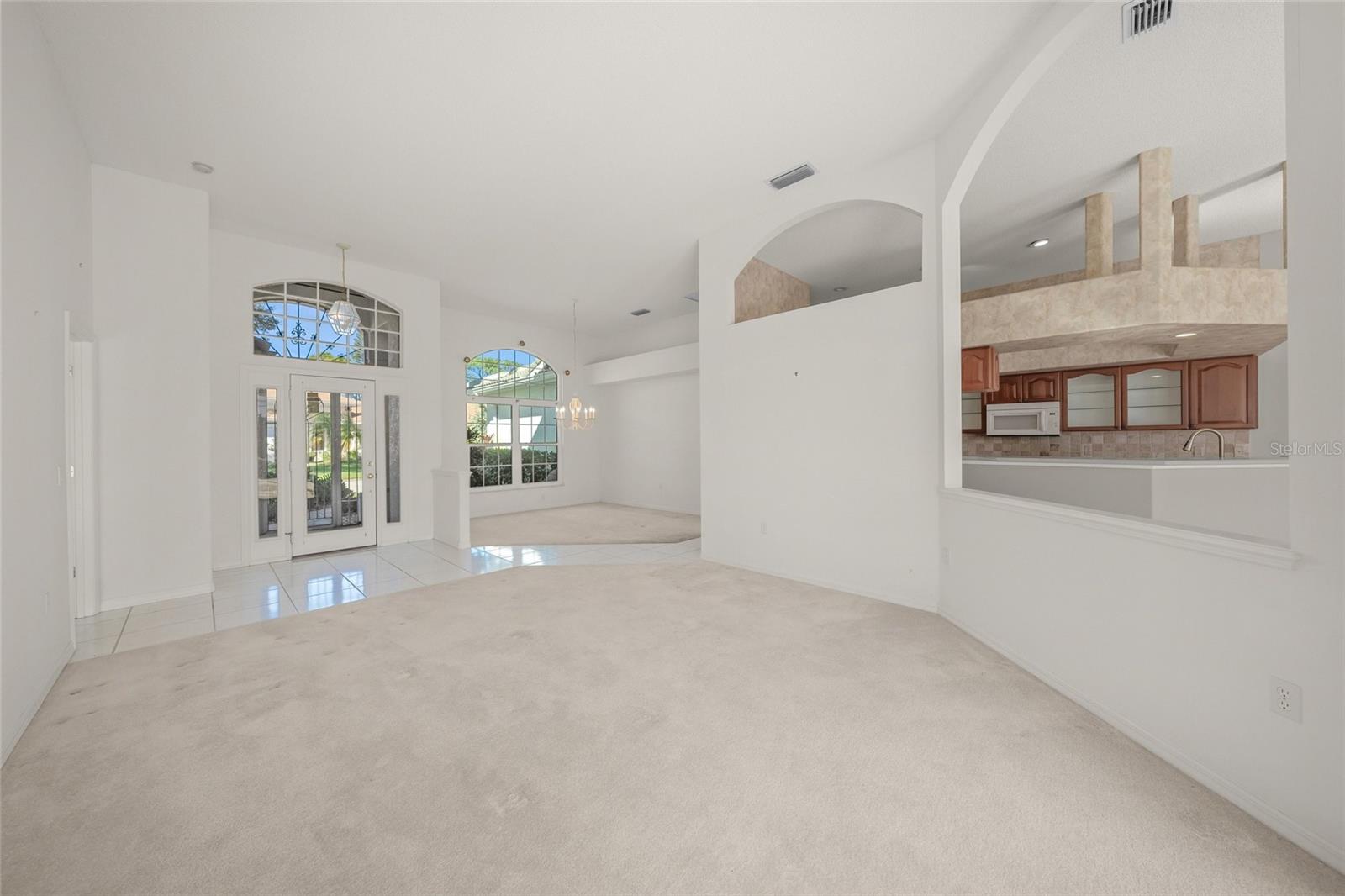 Image 16 of 51 For 9017 Huntington Pointe Drive