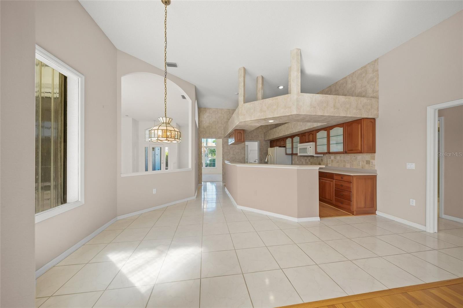 Image 17 of 51 For 9017 Huntington Pointe Drive