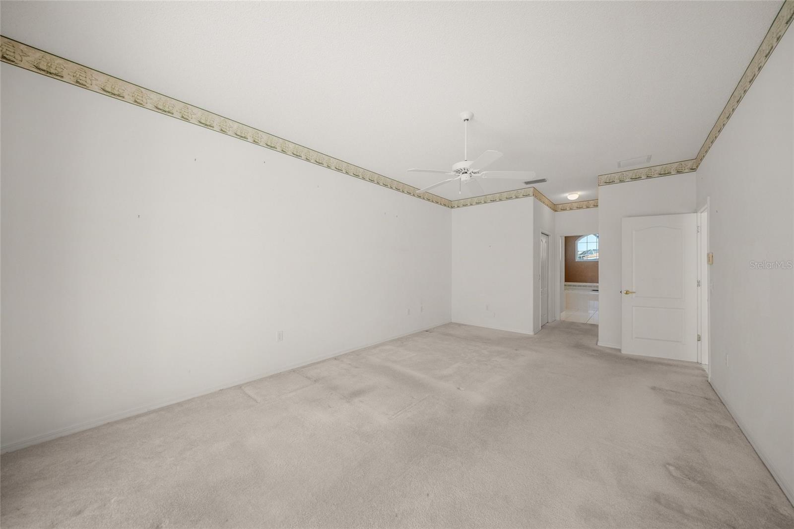 Image 26 of 51 For 9017 Huntington Pointe Drive