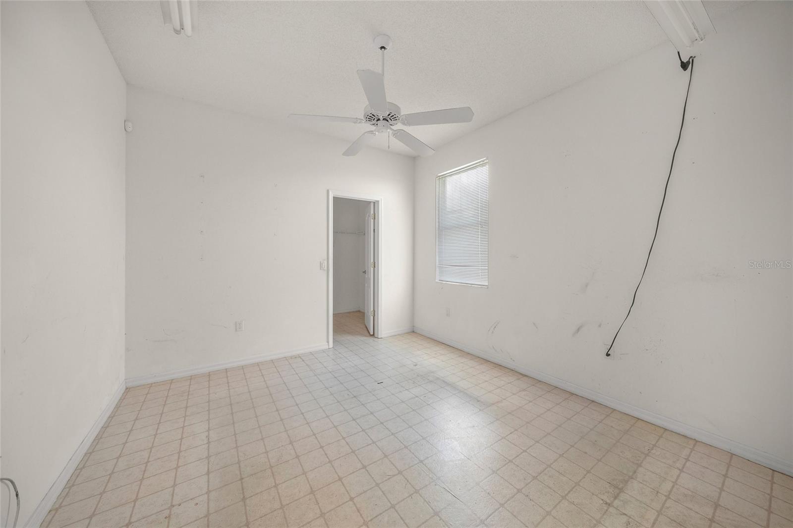 Image 32 of 51 For 9017 Huntington Pointe Drive