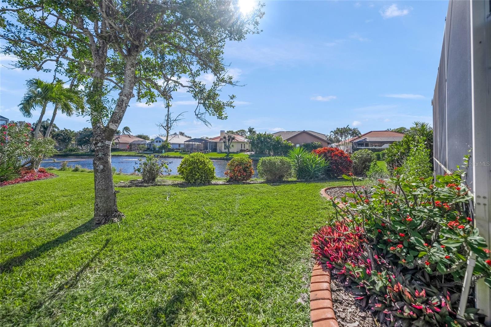 Image 41 of 51 For 9017 Huntington Pointe Drive