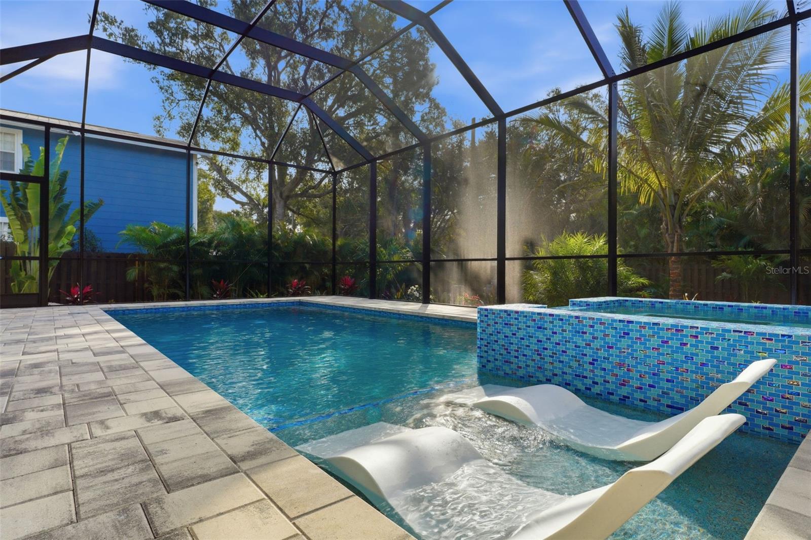 Image 55 of 63 For 2450 Hawthorne Street