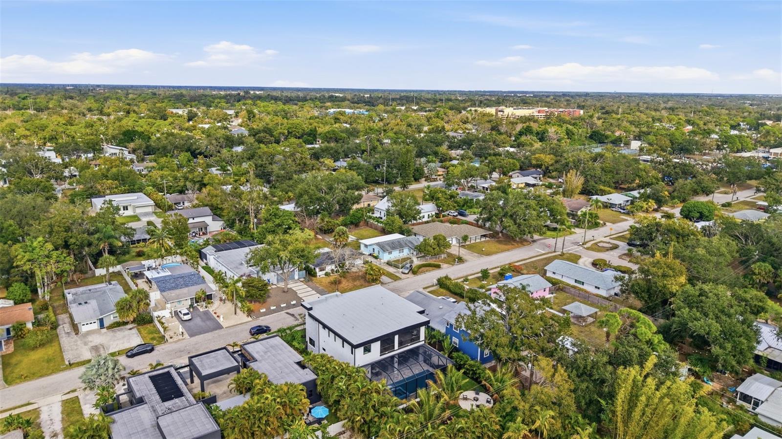 Image 60 of 63 For 2450 Hawthorne Street