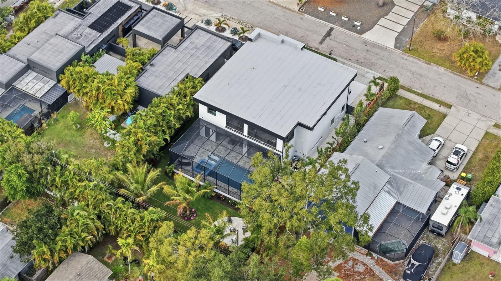 Image 63 of 63 For 2450 Hawthorne Street