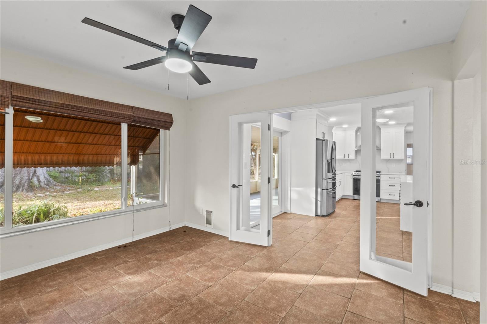 Image 17 of 33 For 2728 York Street N