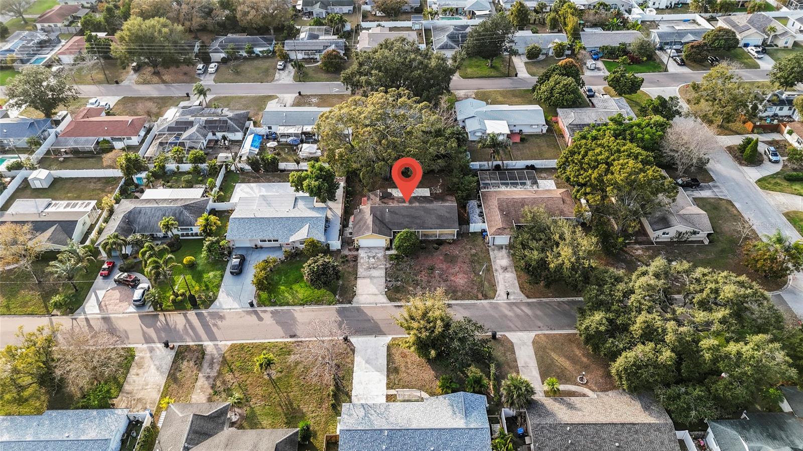 Image 29 of 33 For 2728 York Street N