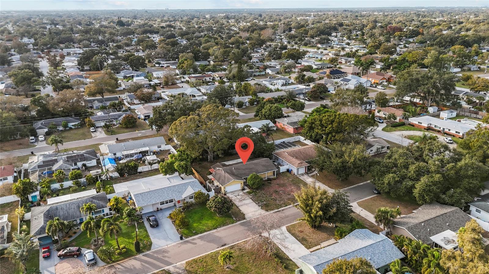 Image 32 of 33 For 2728 York Street N