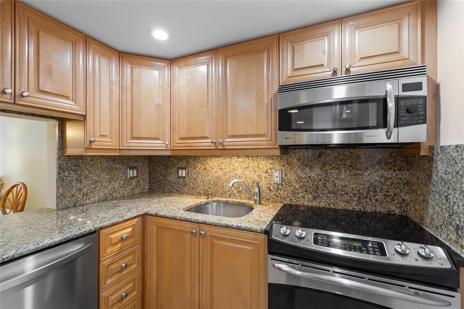 Image 11 of 44 For 4310 Falmouth Drive 304