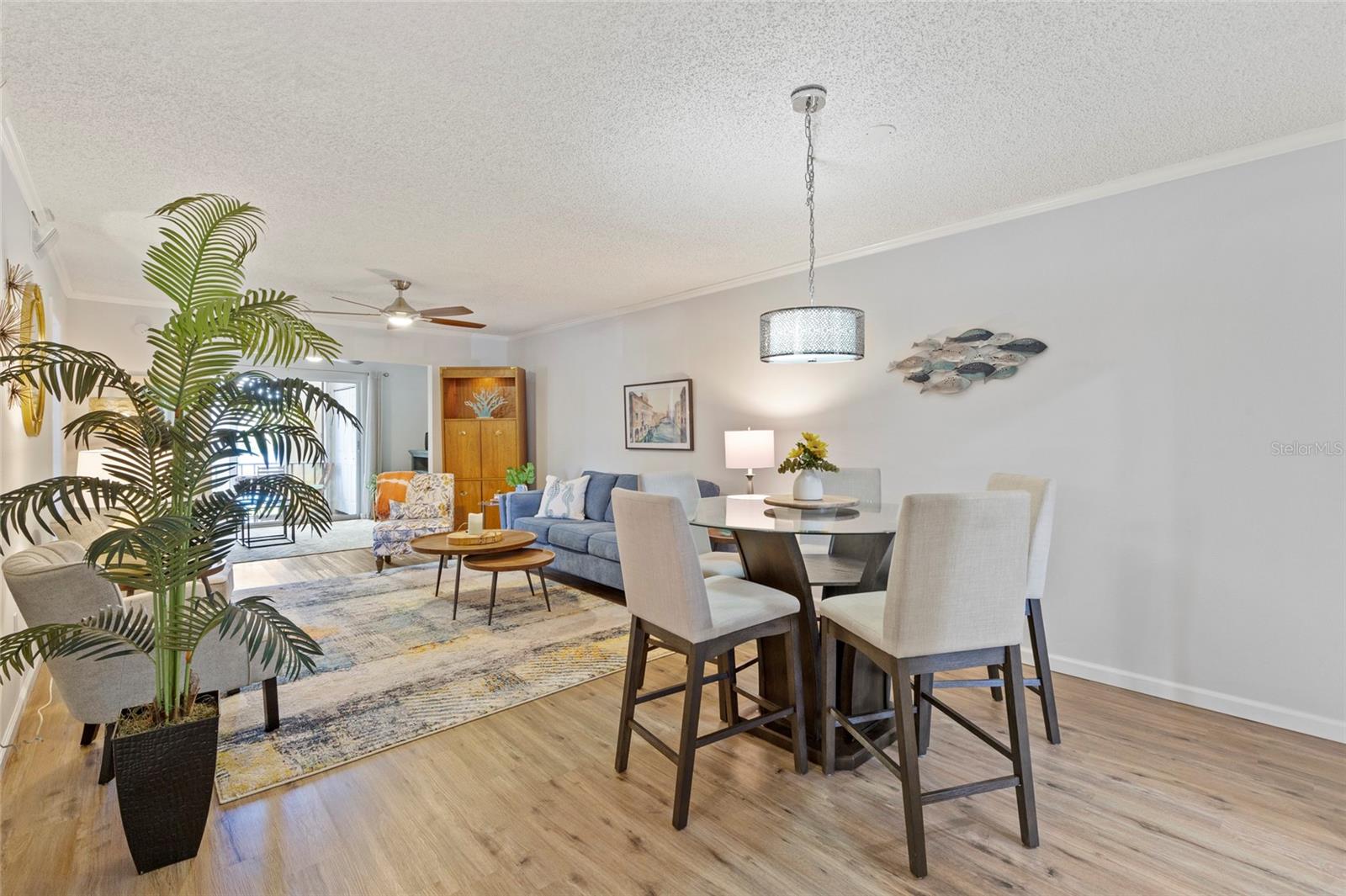 Image 6 of 22 For 3873 Lake Bayshore Drive 201