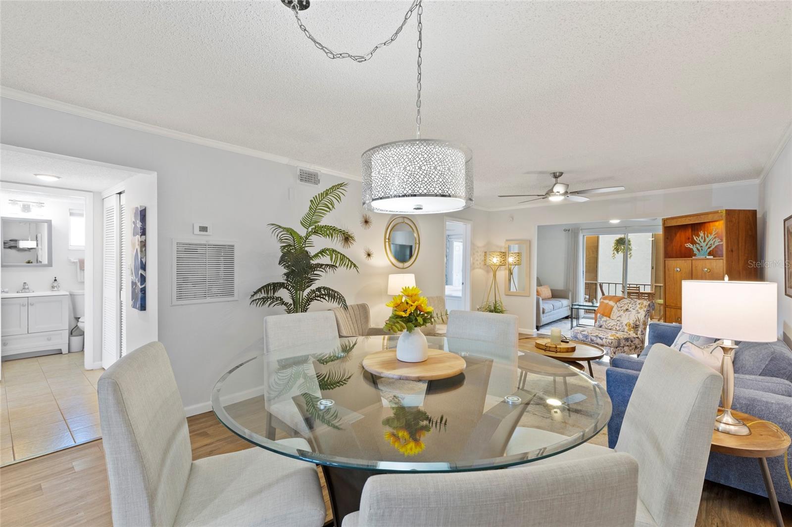 Image 7 of 22 For 3873 Lake Bayshore Drive 201