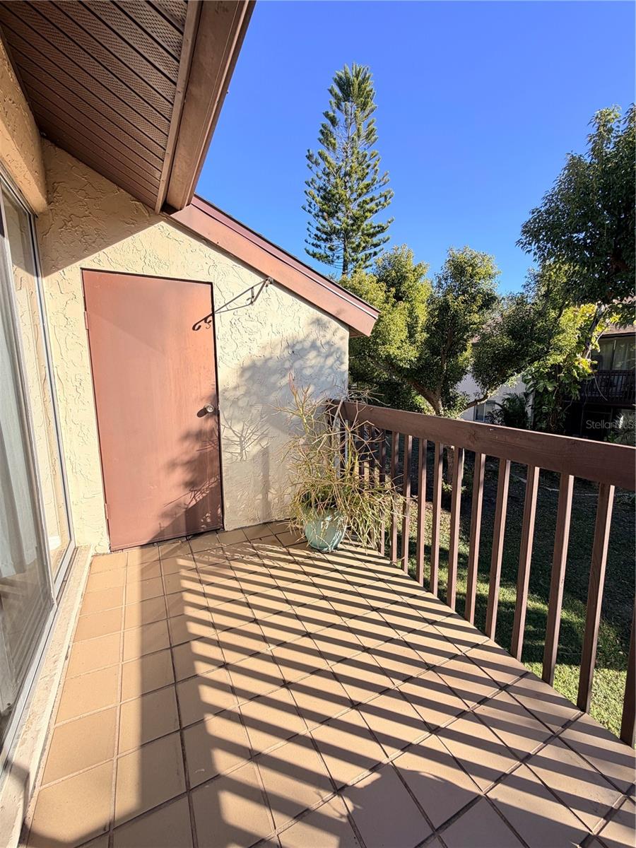 Image 16 of 18 For 2701 Hidden Lake Drive N G