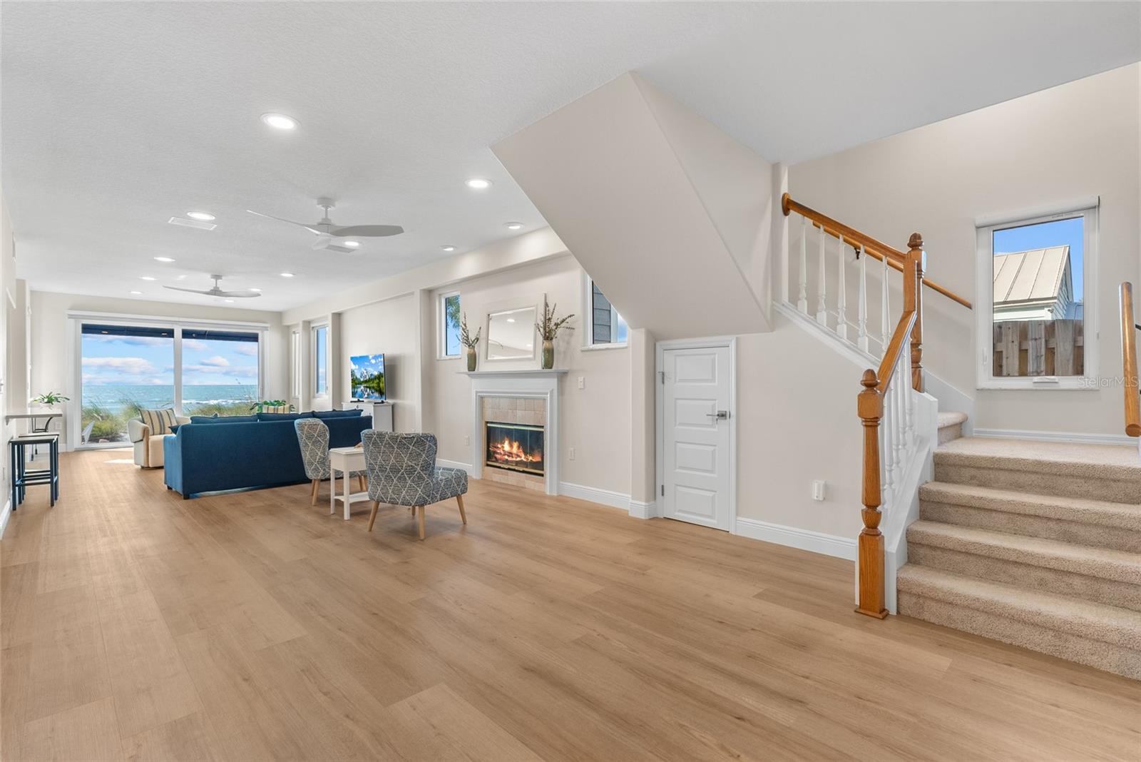 Image 10 of 66 For 409 Casey Key Road