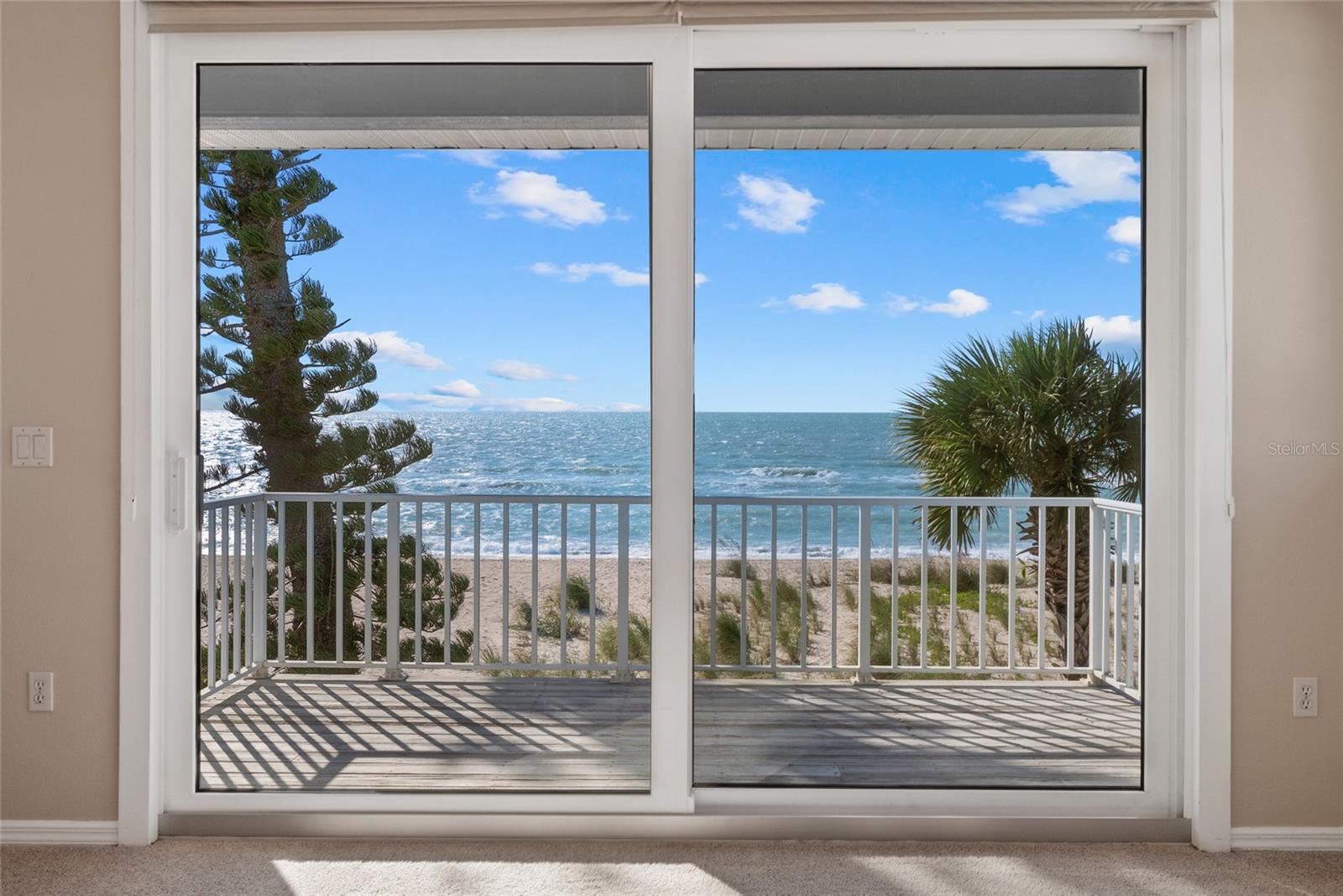 Image 31 of 66 For 409 Casey Key Road